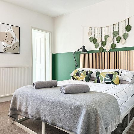 Love Lane - Cosy & Modern City Centre Guest Suite 坎特伯雷 外观 照片